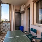 Guesthost - Mestre Roomy Apartment! * Венеция